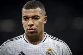 开云官网-巴塞罗那不断突破！，姆巴佩连续五场比赛得分超过持续失利上演精彩一战的简单介绍